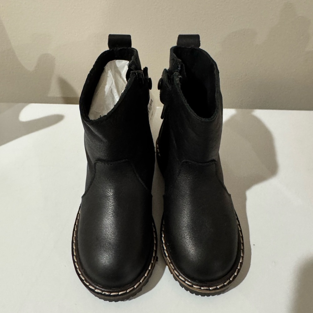 Zara Sleek Black Leather Footwear